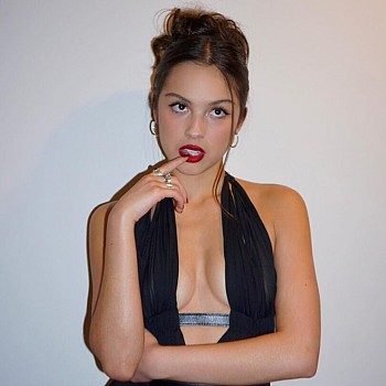 Sizzling Sensation: Olivia Rodrigo Rocks Braless Look and Thong Panties at 21st Birthday Bash!