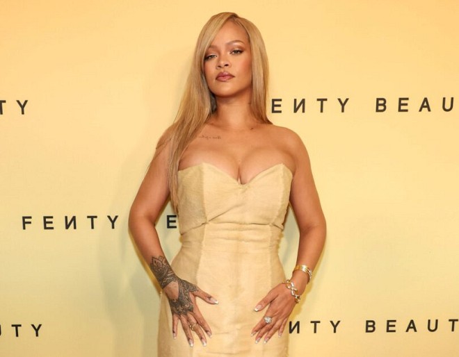 Rihanna’s Mesmerizing Cleavage Steals Spotlight at Fenty Beauty Launch